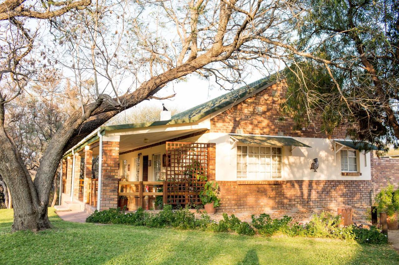 Woodlands Stop Over And Lodge Francistown Exterior photo